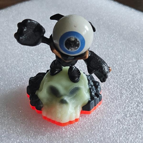 Eye-Brawl Giant Character Figure